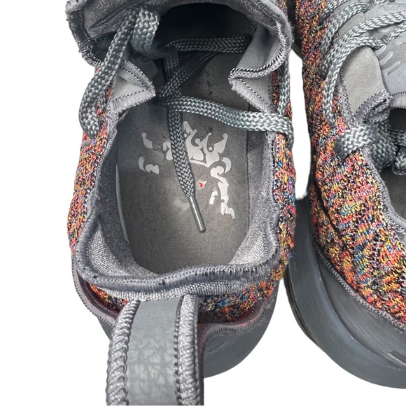 LeBron 16 '20 20' Men’s Size 13 - Picture 7 of 8